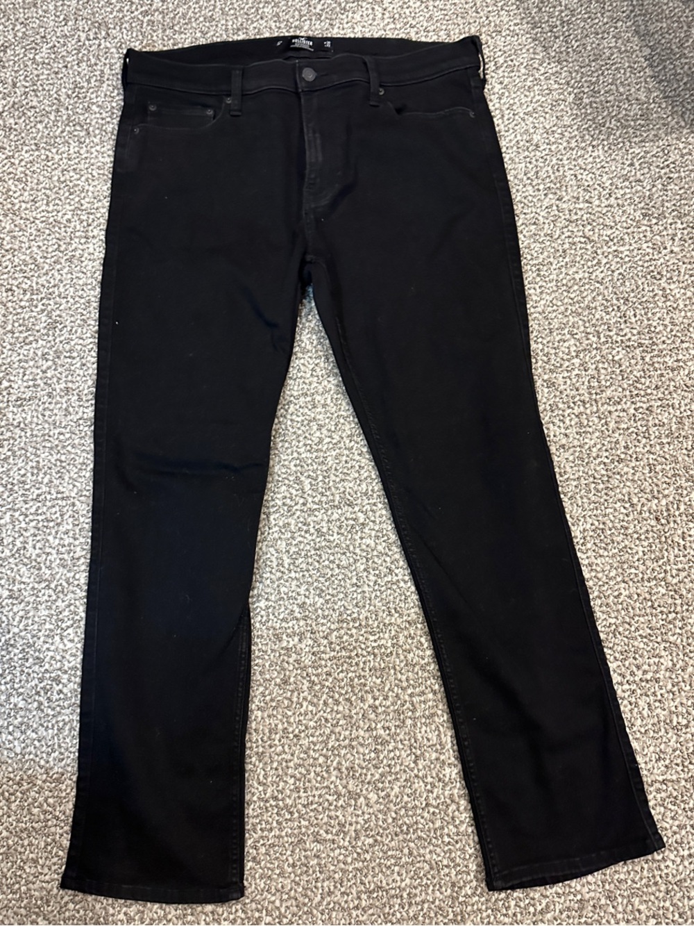 Hollister Men's Black Slim Straight Jeans